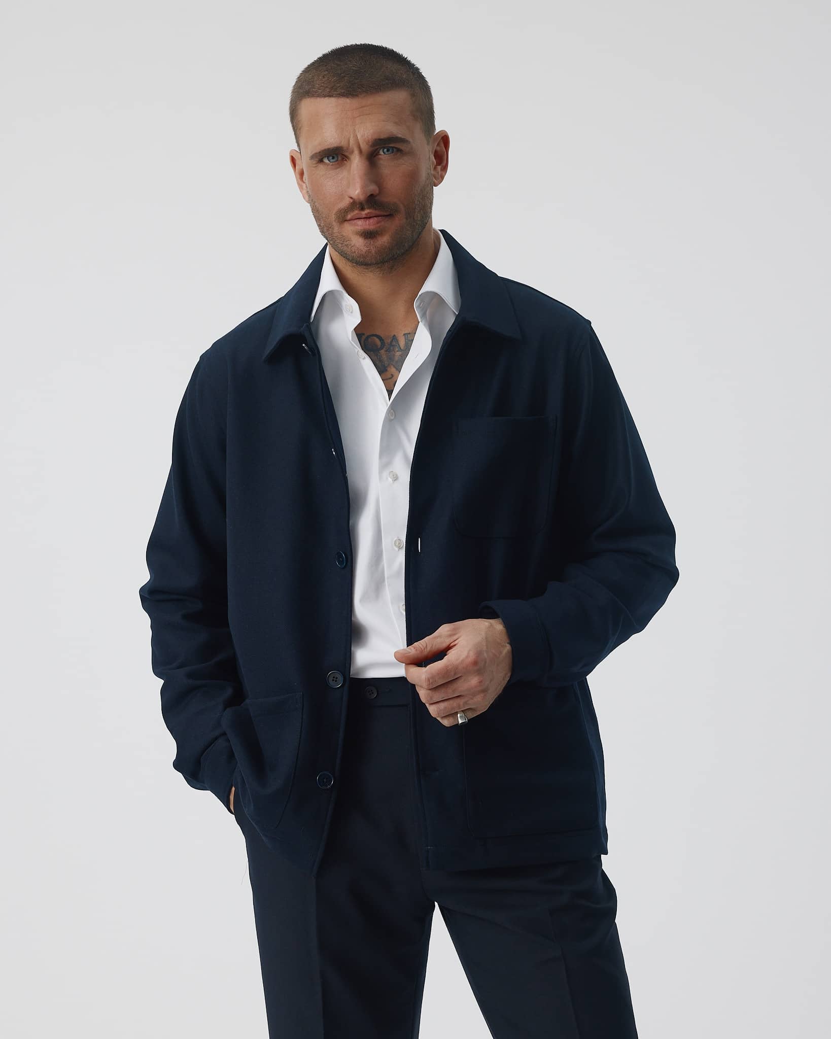 Model: 189 cm/88 kg in XL